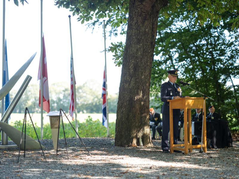 ../public/images/images/fotos/2023/Op Vleugels Der Vrijheid - 24 sept 2023 - 049.jpg